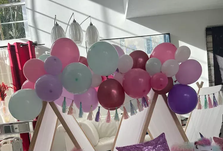 Balloon arch add-on on teepees