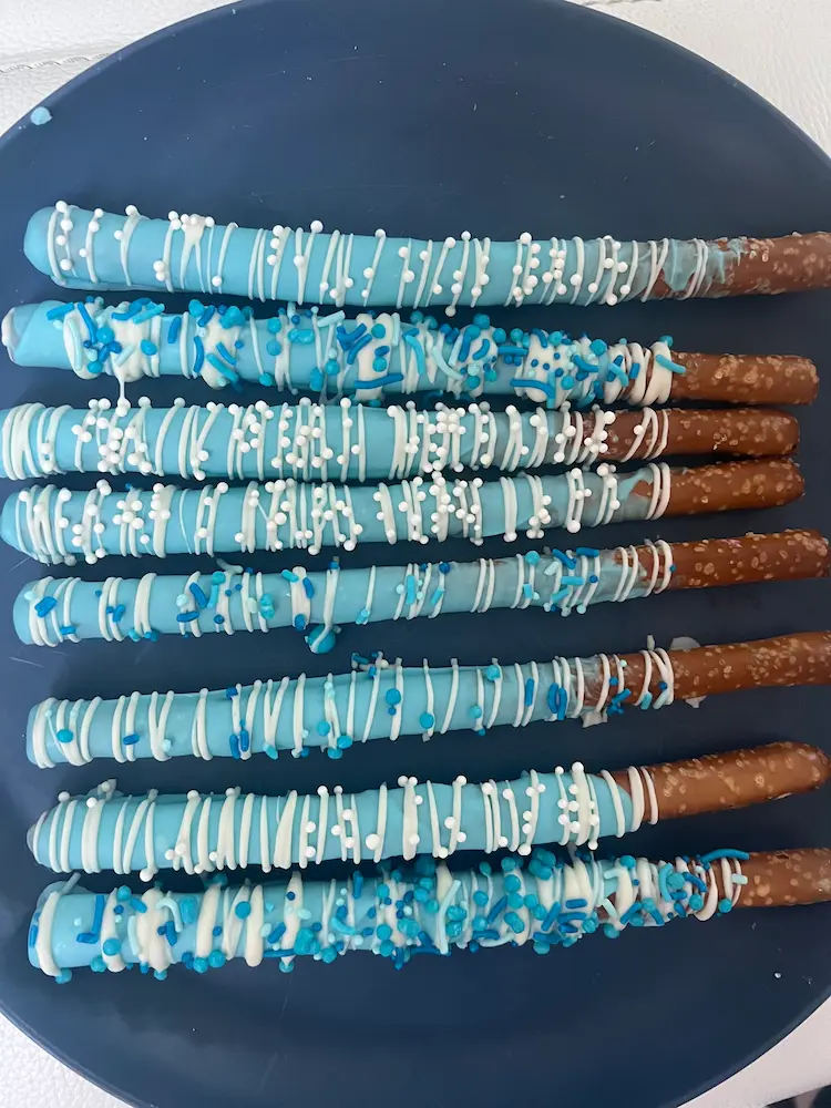 Pretzel rods add-on on a plate